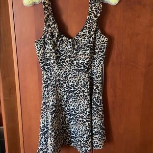 Leopard dress, ruffle detail on top